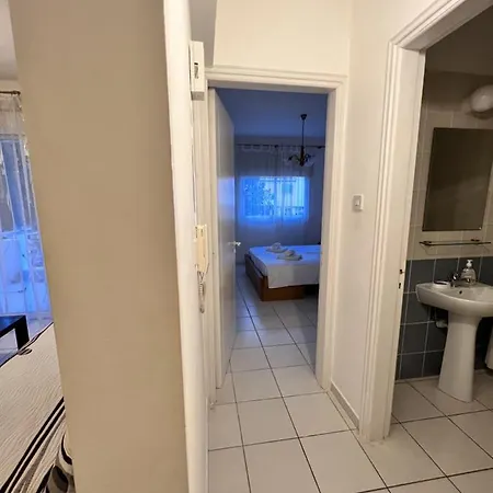 Iris Village Apartment Paphos