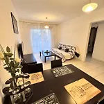 Iris Village Apartman