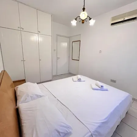 Apartamento Iris Village